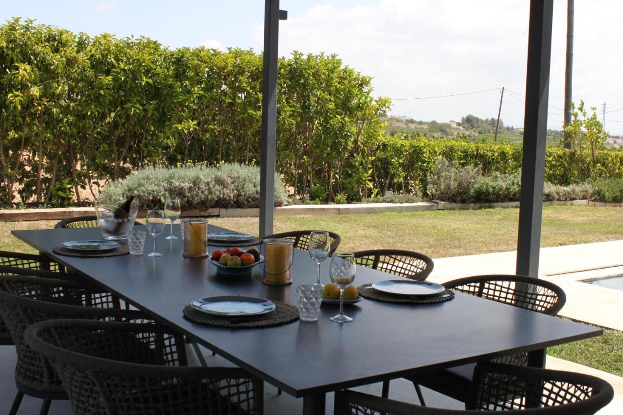 Masia Cal Sisplau: Vineyard Retreat With Pool Near Barcelona Holiday home San Martin Sarroca