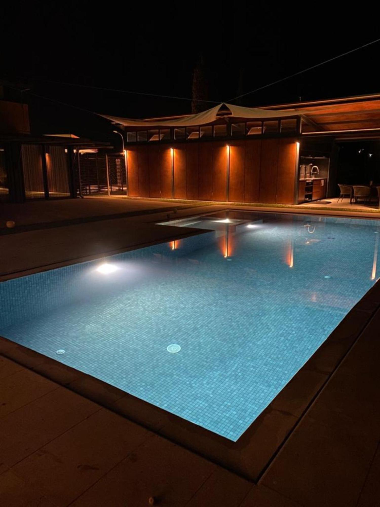 Masia Cal Sisplau: Vineyard Retreat With Pool Near Barcelona *