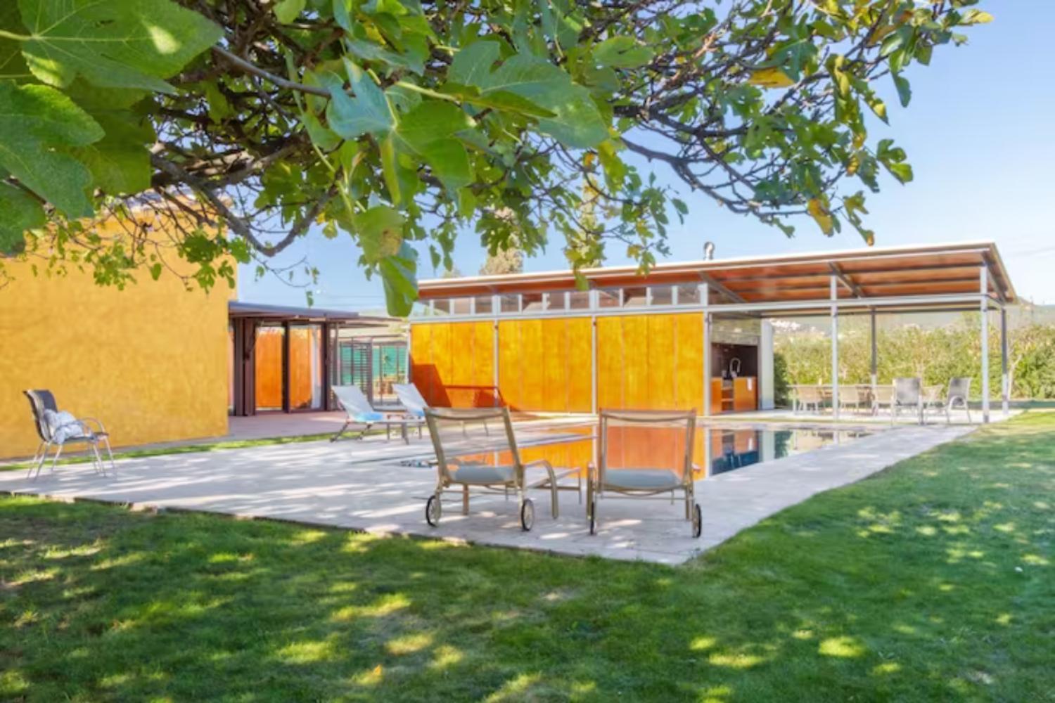 Masia Cal Sisplau, Con Piscina Y Rodeada De Vinedos A 10 Minutos De Vilafranca Del Penedes, Barcelona ,cataluna San Martín Sarroca